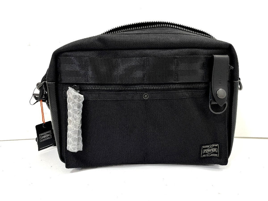 PORTER HEATショルダーバッグの正面写真