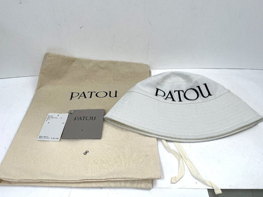 Patou バケットハットの正面写真